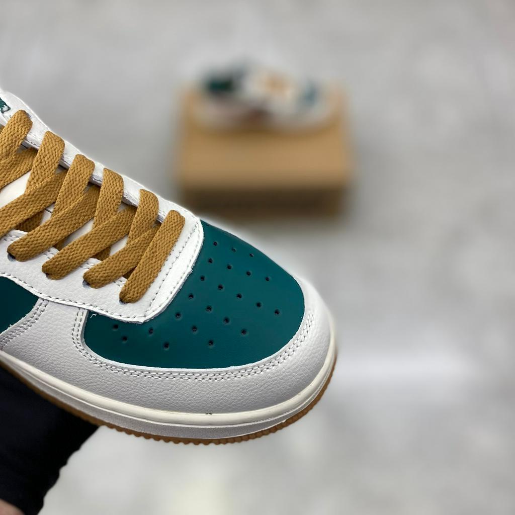 Giày thể thao sneaker