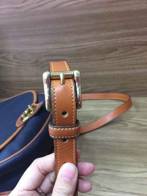 Túi Dooney & Bourke