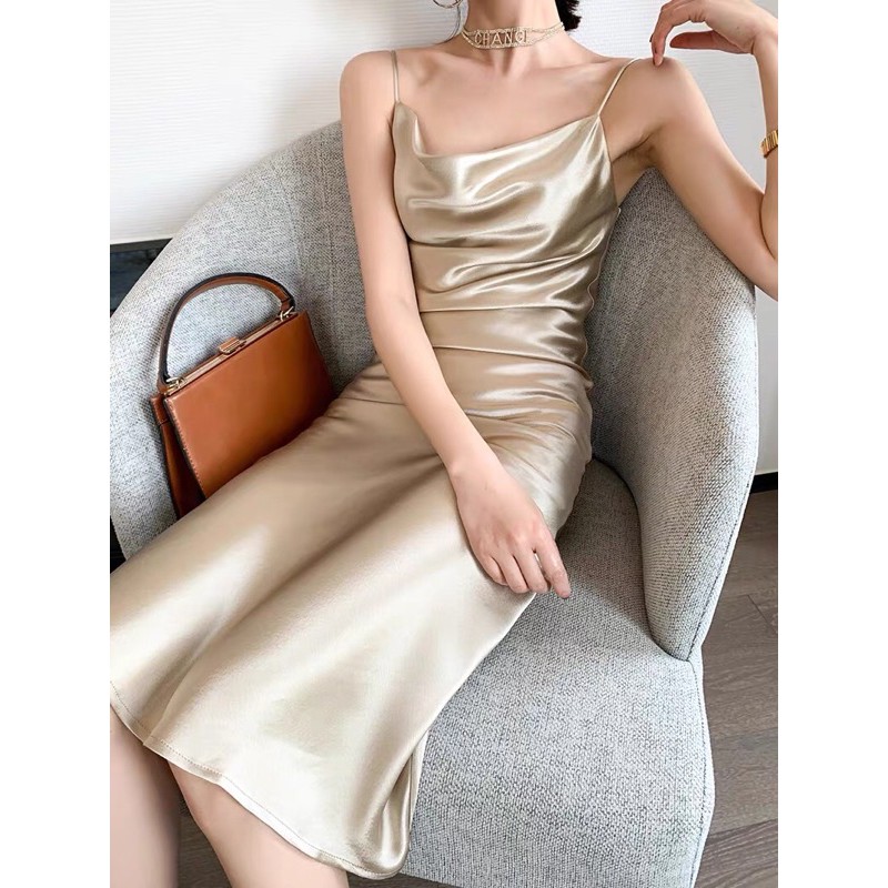 Đầm lụa cổ đổ rũ mềm siêu sang xẻ tà dài 115cm | BigBuy360 - bigbuy360.vn