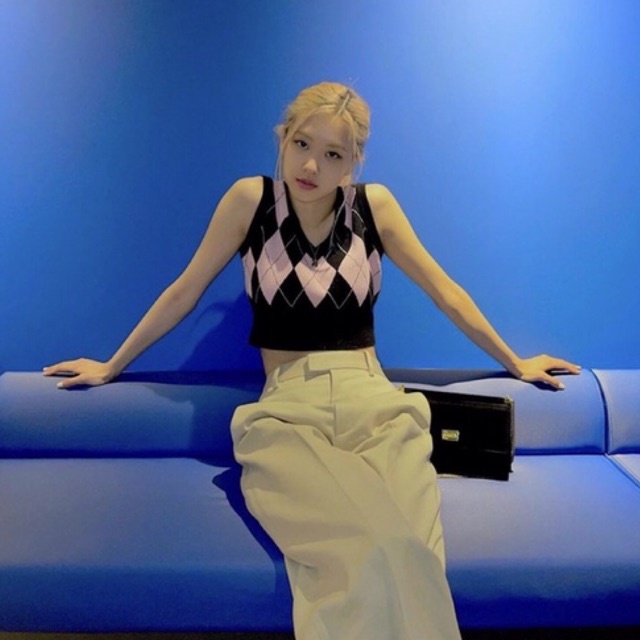 Áo len Piko Gile - Rose Blackpink