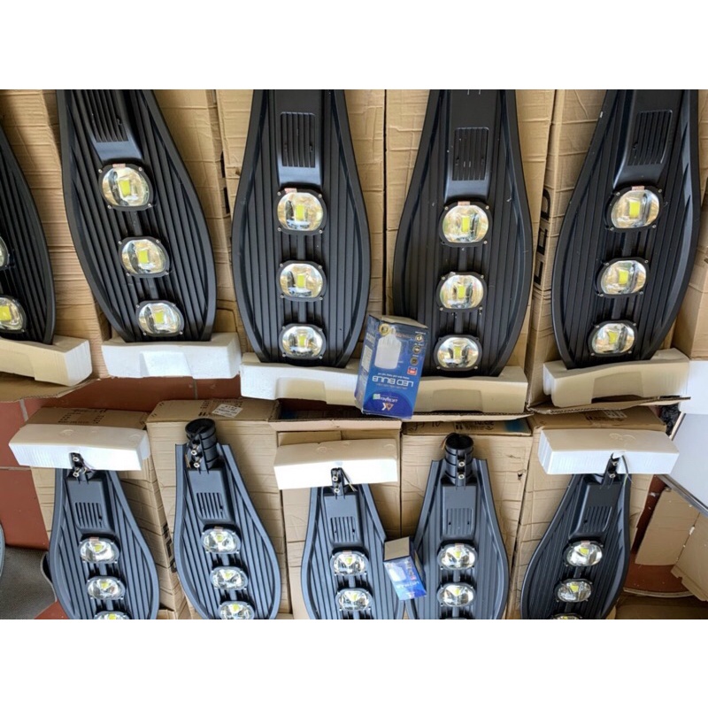 Đèn đường chiếc lá BẢO HÀNH 2 NĂM-chuyên phân phối đèn 50w 100w 150w 200w
