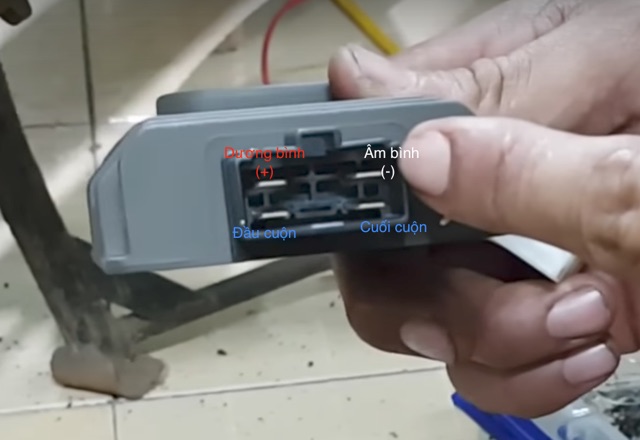 Giắc ghim sạc ex 150