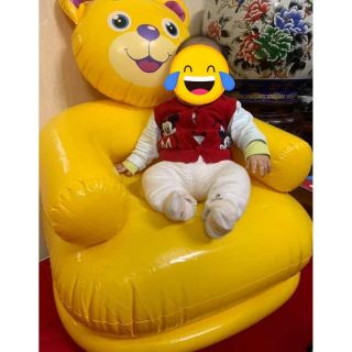 Ghê hơi cho bé. giao màu ngẫu nhiên