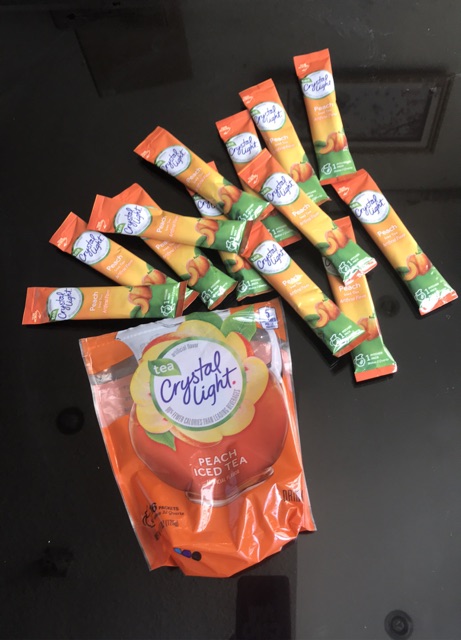 Nguyên túi 16 gói Crystal light peach iced tea ( Trà đào)