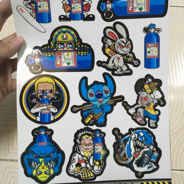 Tem stiker nos