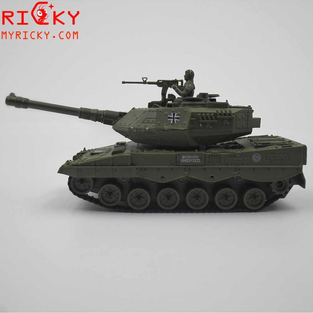 Xe tăng Đức Leopard 2 điều khiển bánh xích pin sạc