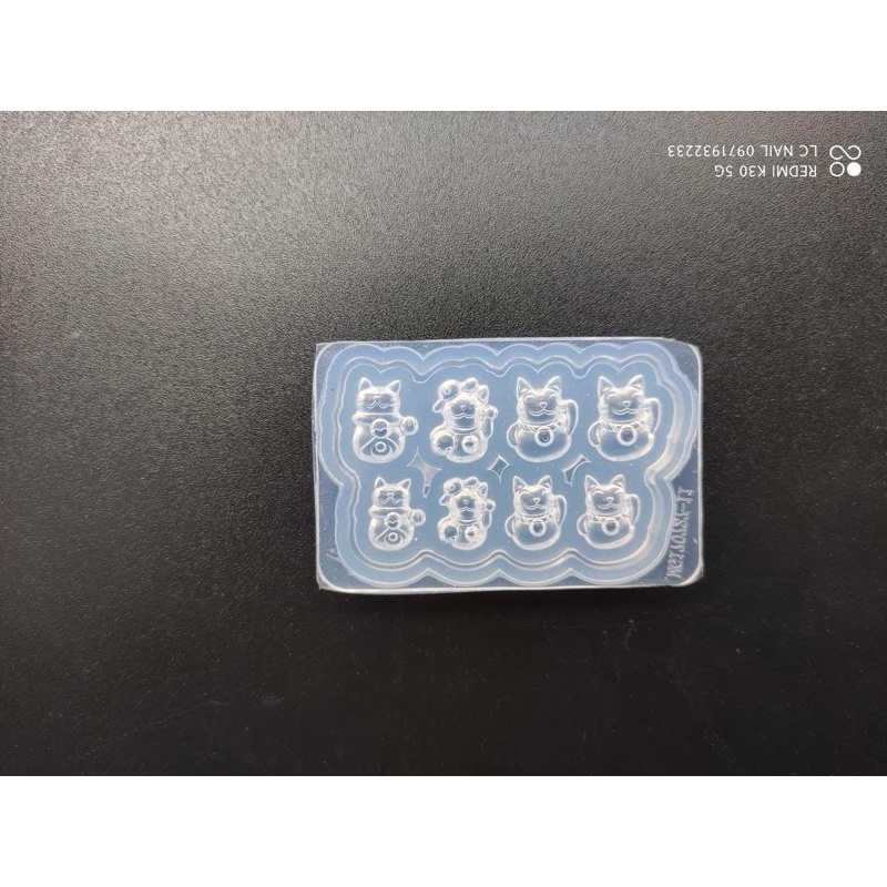 khuôn silicon chuyên làm hoa và gấu charm