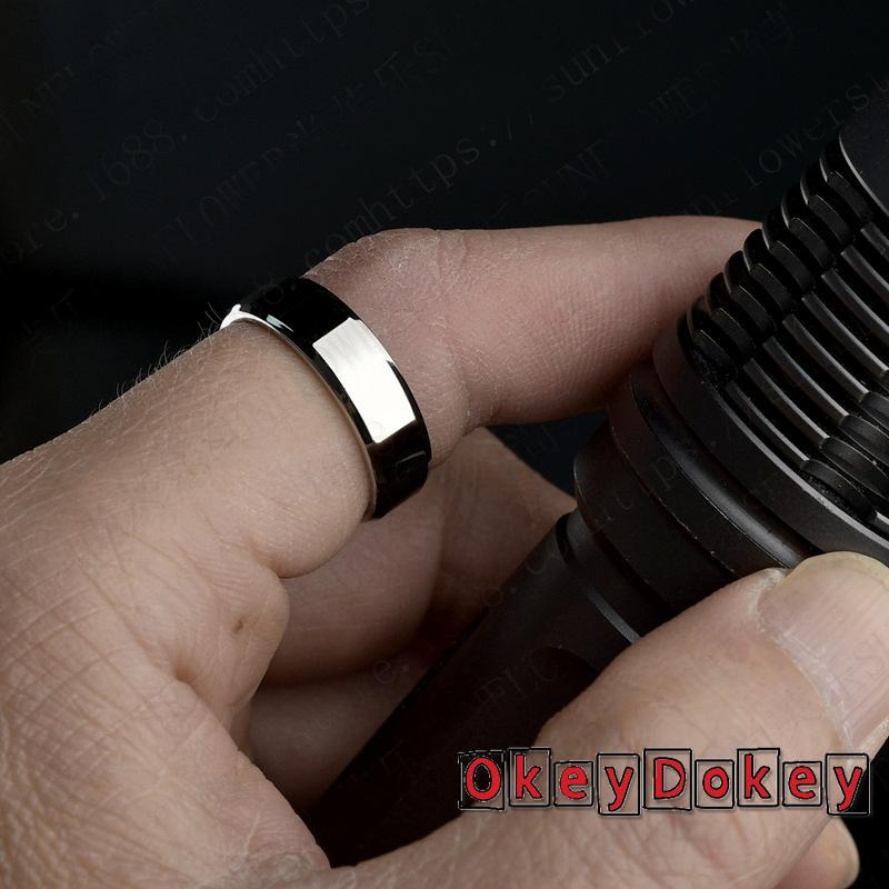 Nhẫn Thép Titan Đơn Giản Nhiều Kích Thước Tùy Chọn Cho Nam Và Nữ