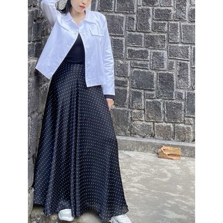 Chân váy midi chấm bi