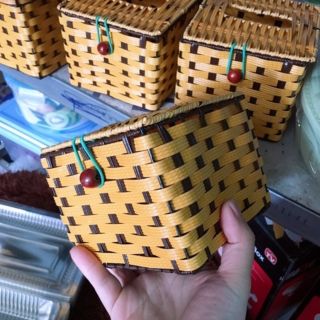 Hộp đựng giấy ăn giả mây vuông