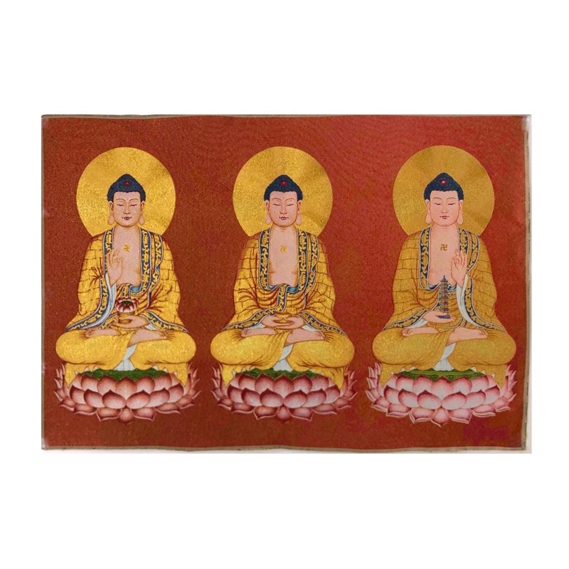 Tranh vải Tam Thế Phật