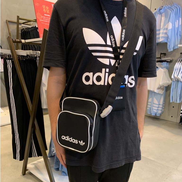 ⚡️( HÀNG XUẤT XỊN ) Túi đeo chéo Adidas Originals Mini Vintage Bag - DH1006 ( ảnh thật ) - Có sẵn | CAM KẾT CHẤT LƯỢNG