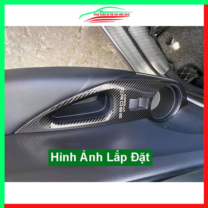Ốp nội thất cho xe ô tô Toyota Cross 2020 2021 vân cacbon bảo vệ chống trầy xước và làm đẹp xe