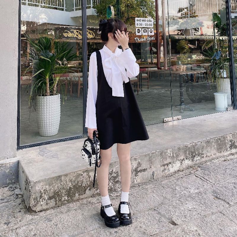 set áo sơ mi kèm yếm đen