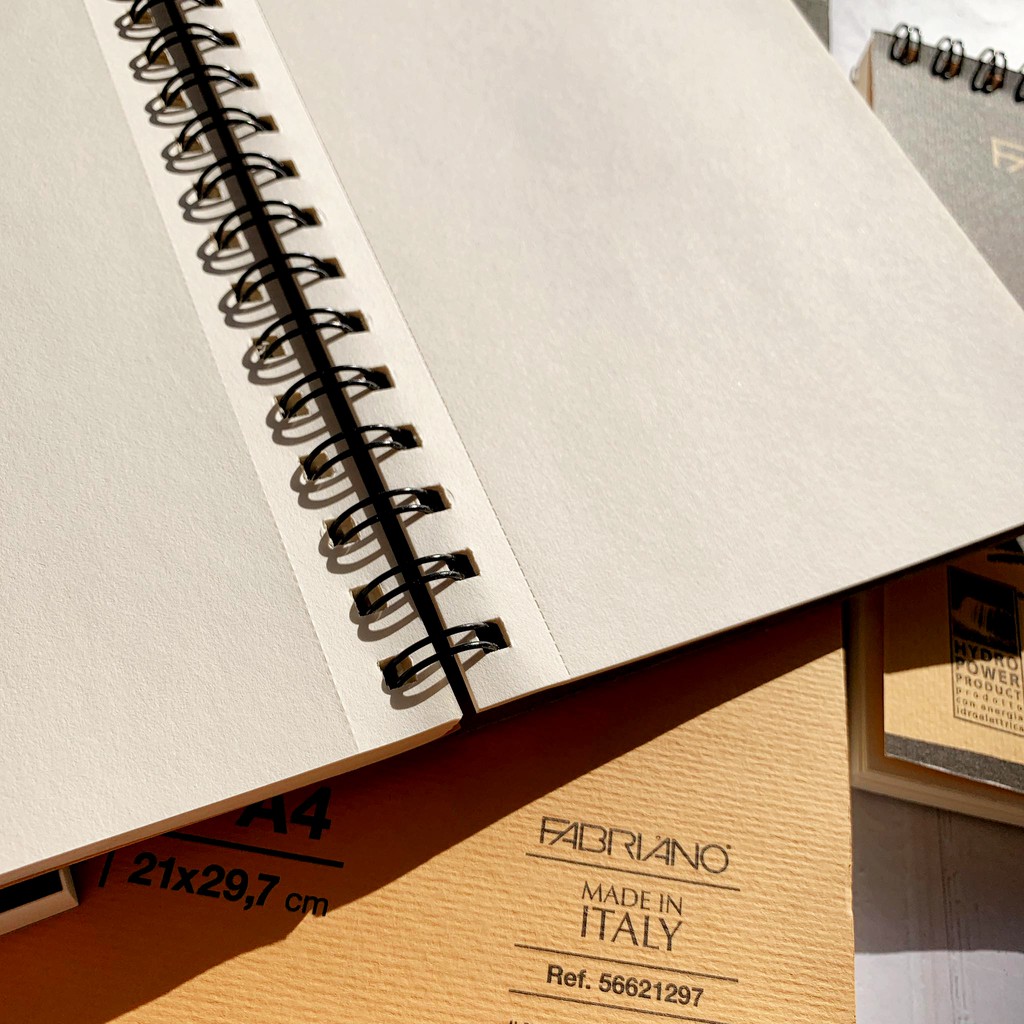 Sổ Vẽ Chì - Sổ Vẽ Phác Thảo- Sketchbooks Fabriano Per Artisti 90Gsm