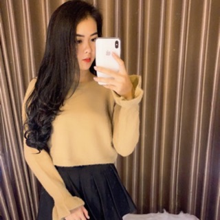 Áo len tay loe
