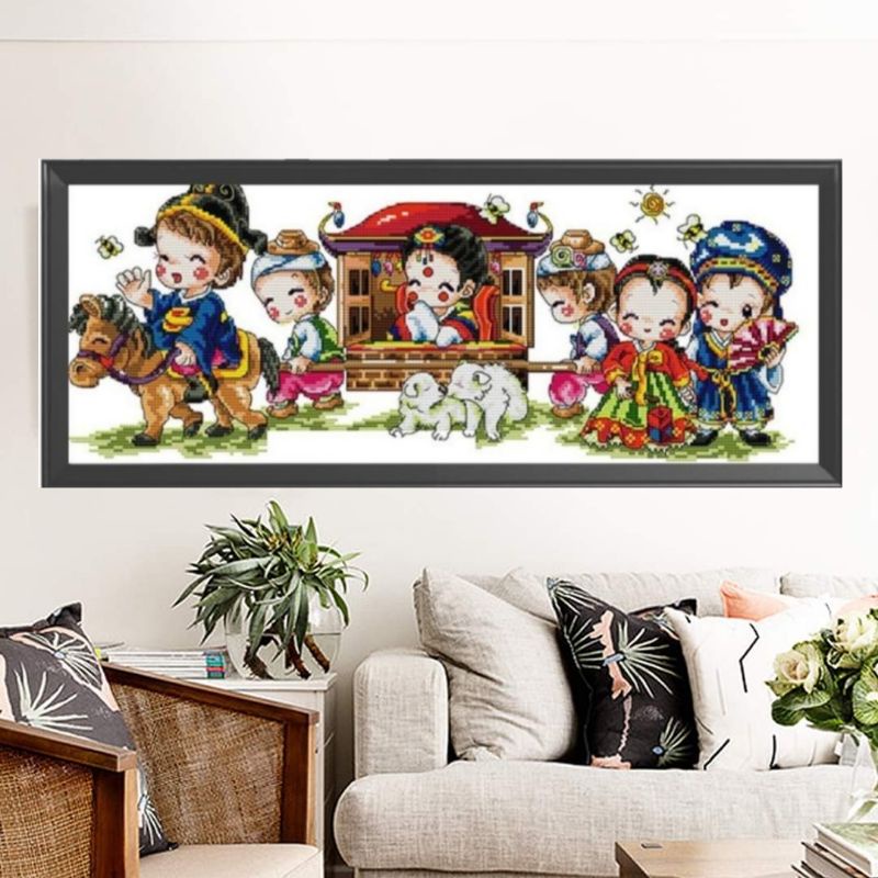 Tranh thêu chữ thập chibi. hình đám cưới Hàn Quốc. Tranh thêu rước dâu.