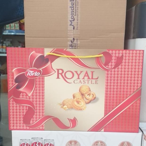Bánh Quy Bơ Royal Castle Của Malaysia Hộp Thiếc 630g (có túi giấy )