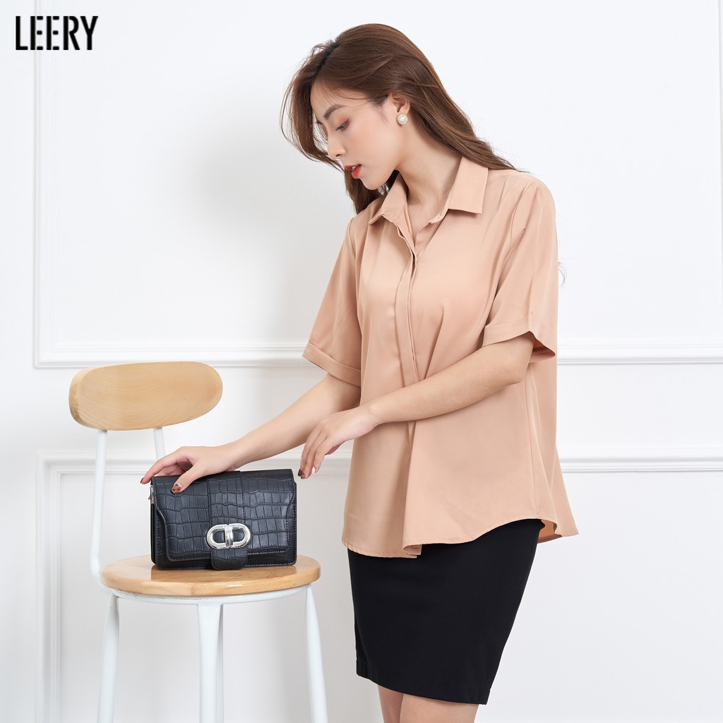 Áo sơ mi nữ đẹp tay ngắn công sở màu Đen Trắng Xanh Be kiểu Hàn Quốc form rộng chất lụa cao cấp LEERY SM-02 | BigBuy360 - bigbuy360.vn