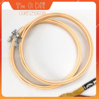 Khung thêu gỗ tre tròn hãng Cherish có chốt chắc chắn