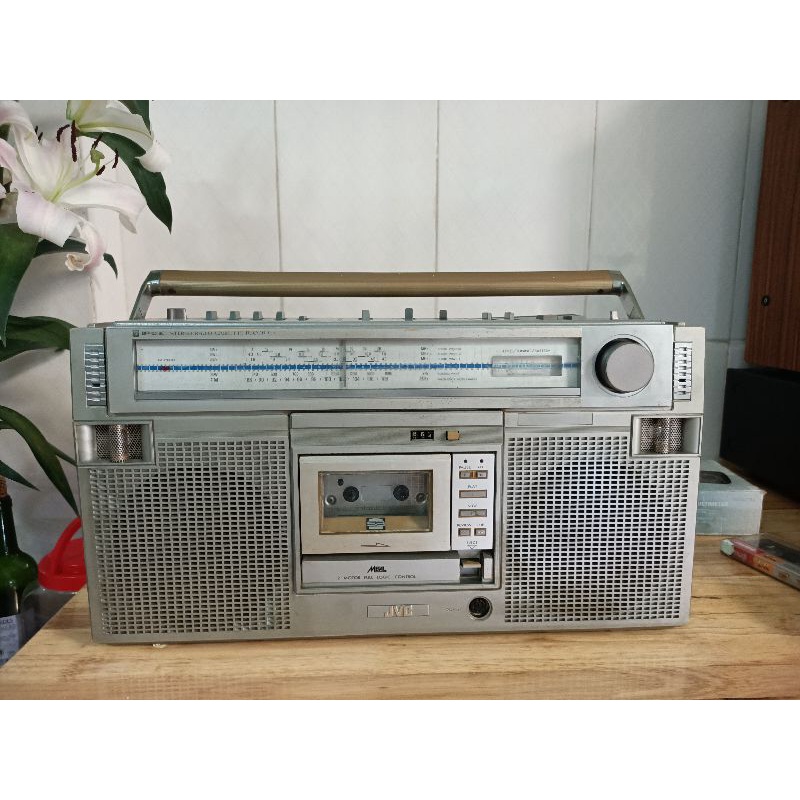 đài cassette JVC