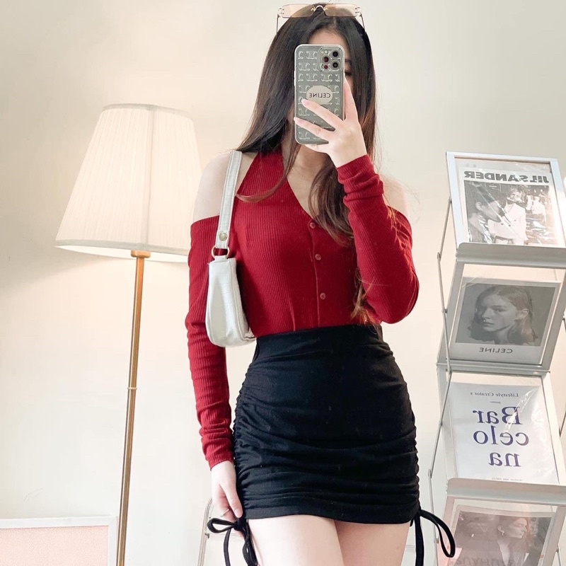 Set áo yếm len đỏ váy đen