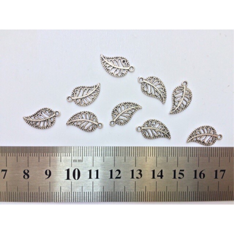 Mặt lá làm vòng