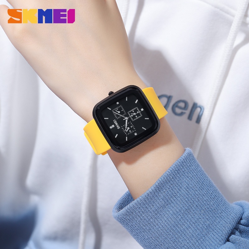Đồng Hồ Quartz Nam Dây Silicon Chống Thấm Nước SKMEI