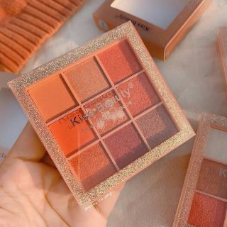 Phấn mắt Kiss Beauty 9 ô EYE LUX