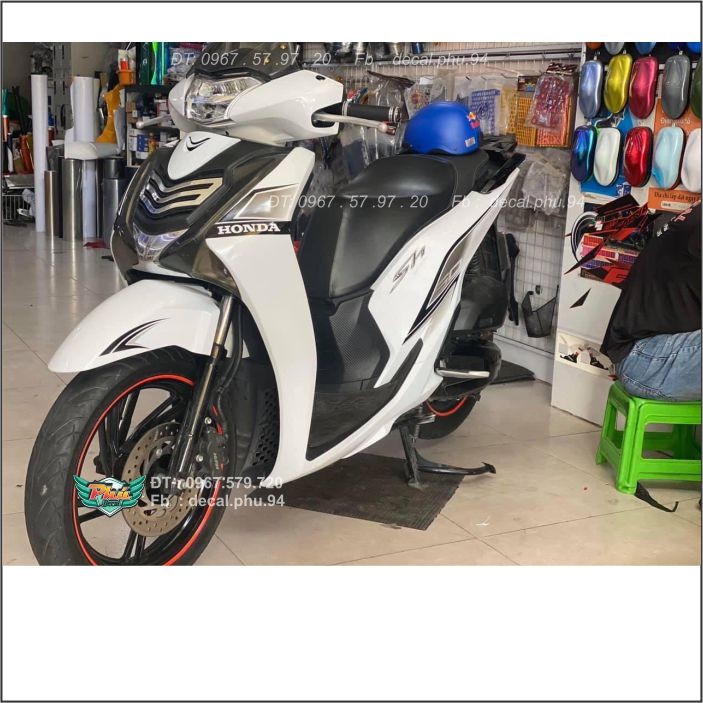 Tem Rời Sh Chỉ đen Xe trắng (C)