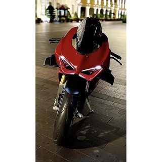 Cánh gió size lớn trang trí moto