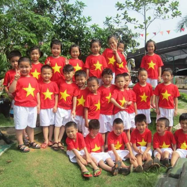 Áo cờ đỏ sao vàng trẻ em(8-15kg)