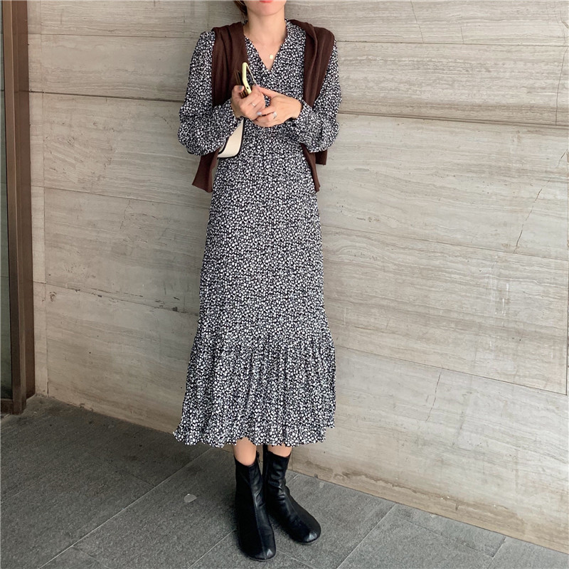 Đầm Midi Tay Dài Hoạ Tiết Hoa Phong Cách Retro 37945