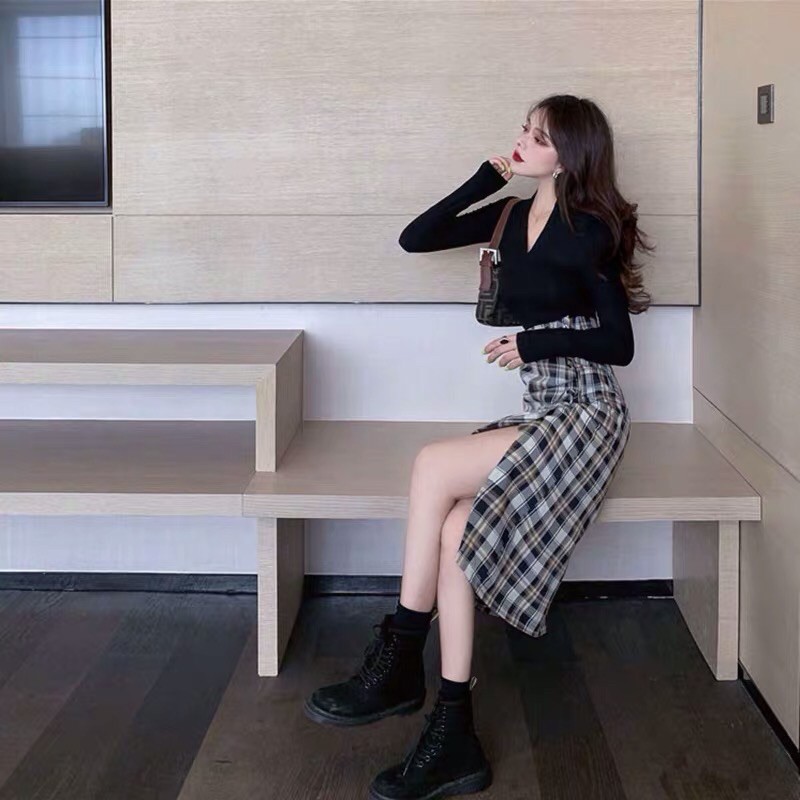[Ảnh Thật] Set chân váy caro + Áo thun tay dài cực hot | BigBuy360 - bigbuy360.vn