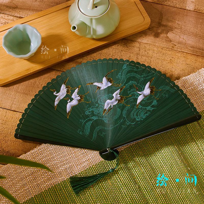 Quạt Giấy Cầm Tay mini 5 inch Bằng Tre Phun Sơn Toàn Diện Kiểu Trung Hoa Truyền Thống Cổ Điển Cho Nam