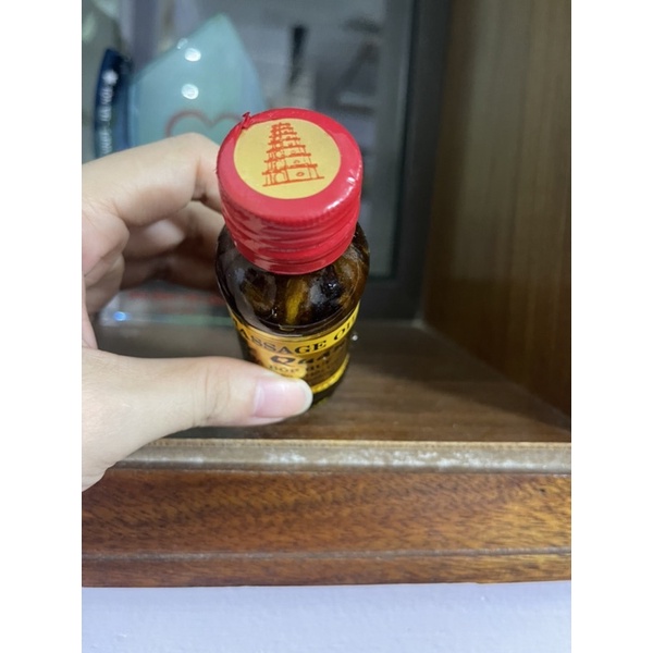 Dầu xoa bóp Huế 100ml chống đau nhức xương khớp cực tốt