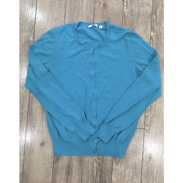 Áo cardigan dáng ngắn