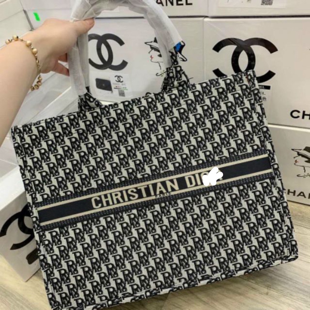 Túi Thổ Cẩm Dir - Túi Cầm Tay Du Lịch Size 40 Kèm Khăn  ❣Có Ảnh Thật