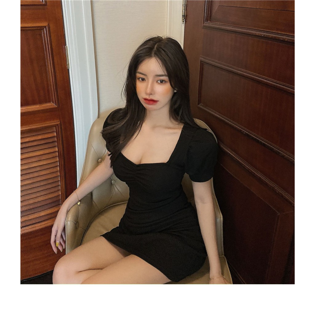 Váy body cổ vuông kiểu Pháp cực quyến rũ và nữ tính