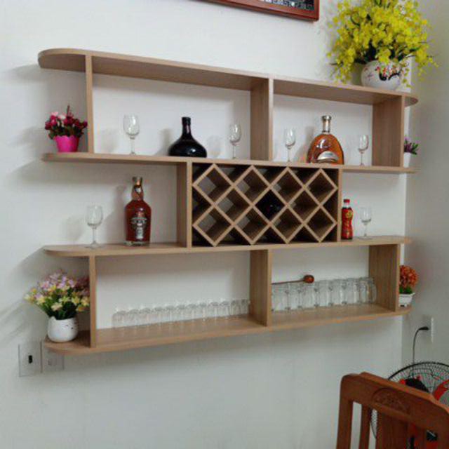 Kệ Rưou Gỗ Treo Tường 4 Tầng decor, kệ đa năng để đồ hiện đại phòng khách thương hiệu Larot- LP46