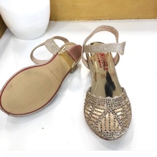Giày guốc bé gái