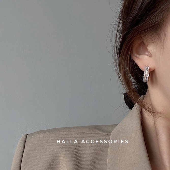 Khuyên tai chuôi bạc S925 đính hạt trai li ti vành hở HALLA BT143