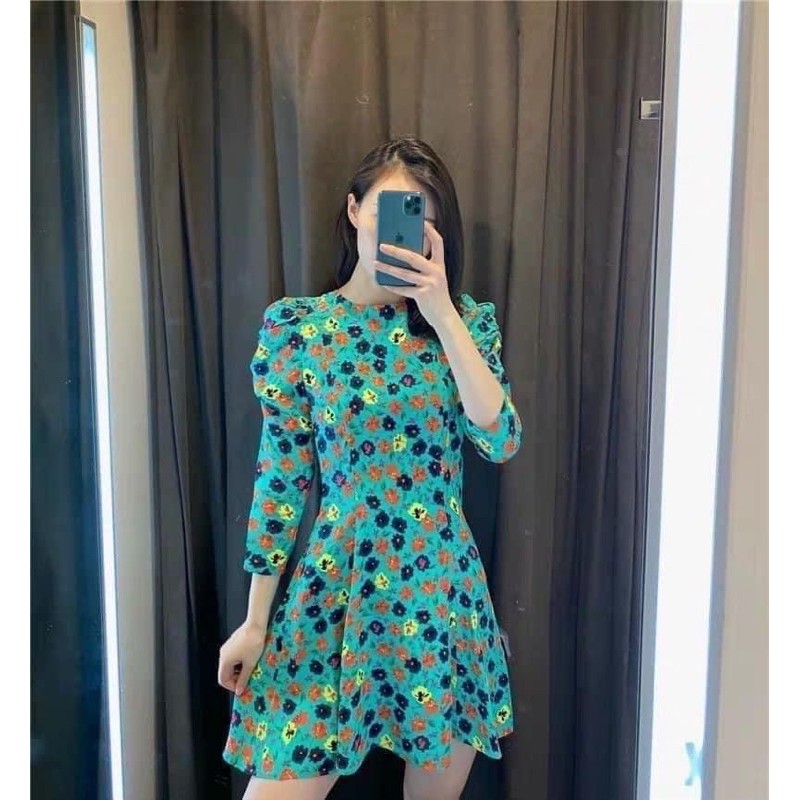 Đầm hoa Zara size L newtag chính hãng