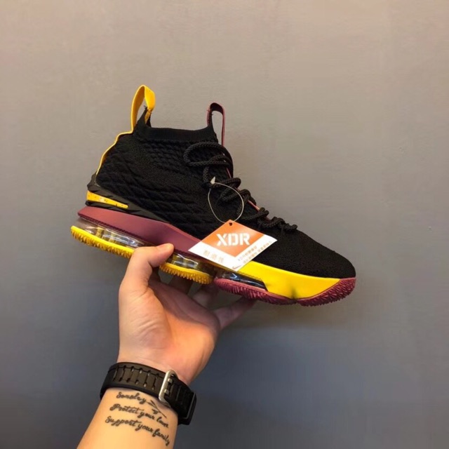 NIKE LEBRON XV Giày thể thao cao cấp dành cho nam : ;