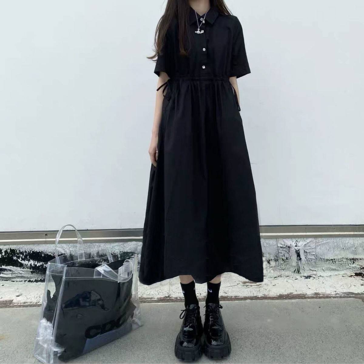The stylish aura of women's new skirt is between loose and thin | BigBuy360 - bigbuy360.vn