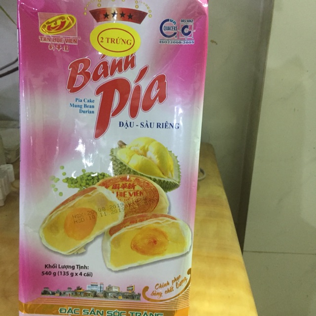 Bánh pía đậu xanh - sầu riêng 2 trứng (Pia cake Mung bean Durian with TWO EGGS)