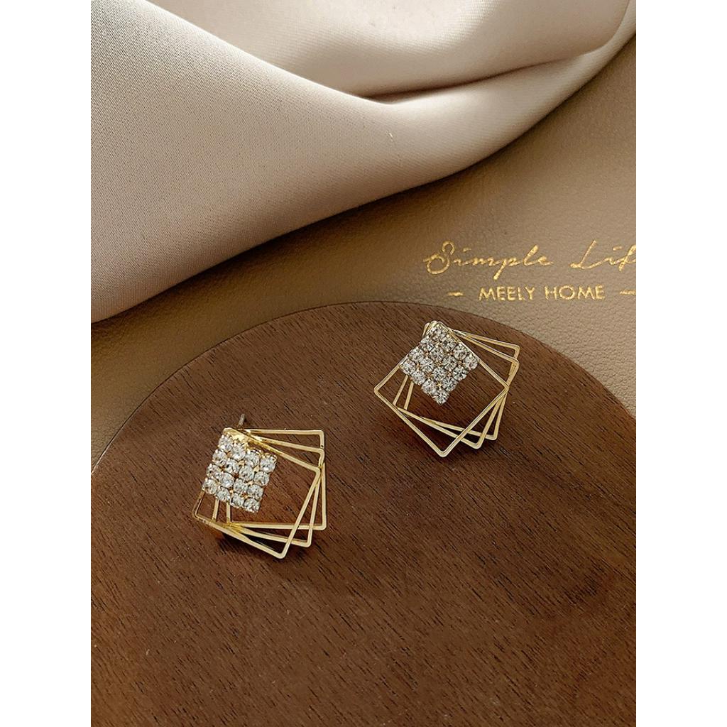 Bông tai đính đá thời trang cho nữ