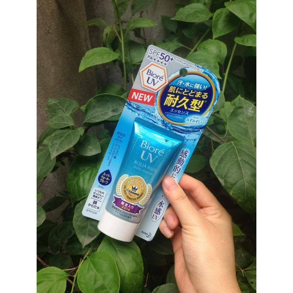 Kem chống nắng Biore
