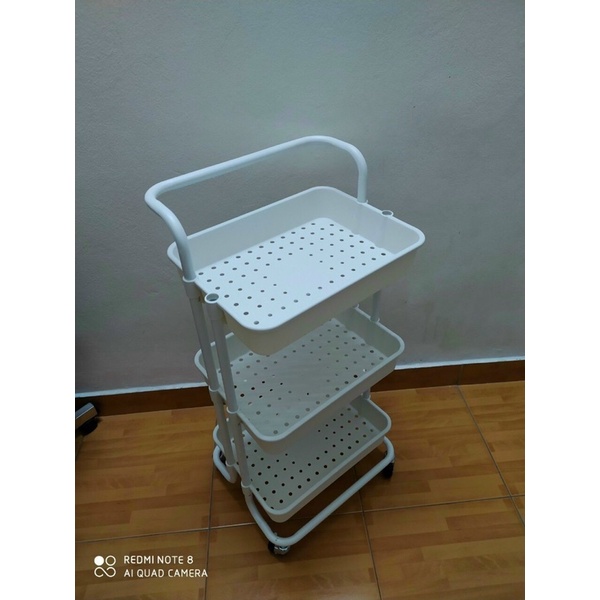 Xe đẩy nhựa có bánh xe