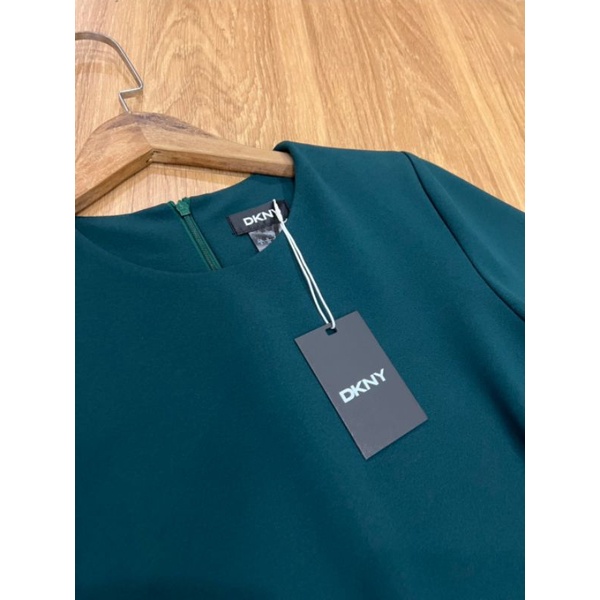 Đầm DKNY xanh